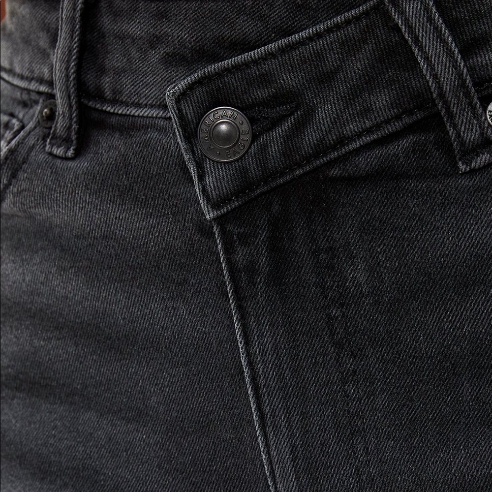 American Eagle shorts. - Picture 2 of 4
